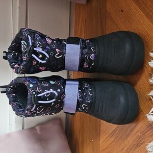 Thinsulate Waterproof Kids Winter Boots Hearts Size 11